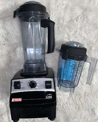 Vita Mix 5200 Variable Speed Blender W Tamper VM0103 64 Oz Container & Lid VGC • $140