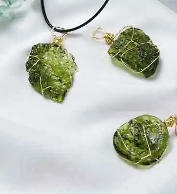 Genuine Moldavite Necklace 100 % Natural - Healing Crystal Necklace- Chakra  • $24.99