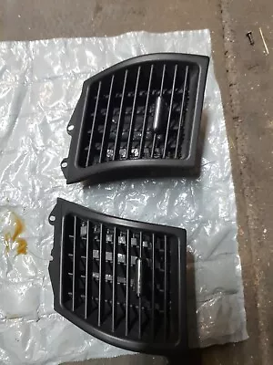 Mercedes-Benz W140 Dash Vents Left + Right • $50.53