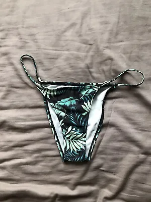 Women Zaful Tropical Bikini Bottom • £5