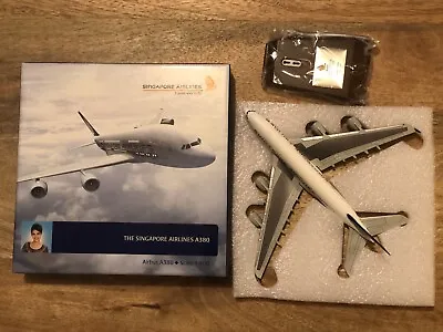 $60 • Buy 1:400 Singapore Airlines A380 Aircraft Model
