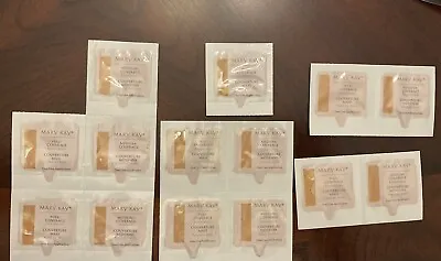 Mary Kay Medium/Full Coverage Foundation (Ivory 200) SAMPLES • $4