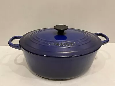 Le Creuset Cast Iron Casserole Dish No 25 Oval Dark Blue 25cm Good Condition • £45