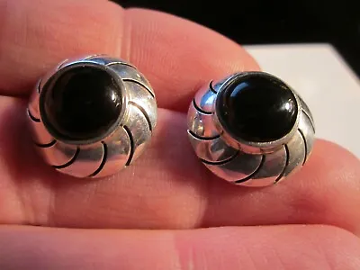 Sterling Silver Earrings With Onyx Center Stone - Ofc15 • $65