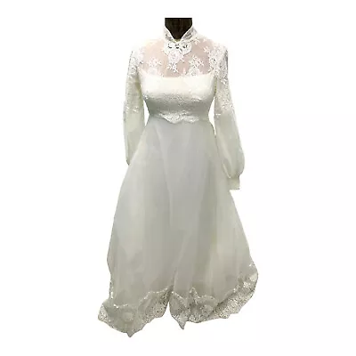 Vintage 1970s White Boho Praire Wedding Dress Size 6 • $100