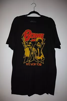 Men's Music Band T-shirt - David Bowie NEW • $20