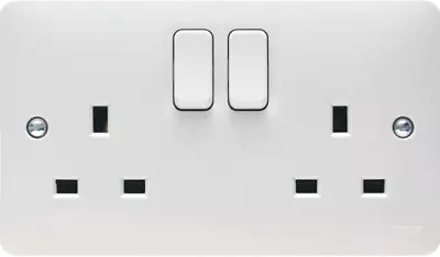 £4.69 • Buy Hager WMSS82 Sollysta 13A 2 Gang Double Pole Switched Socket Dual Earth - White