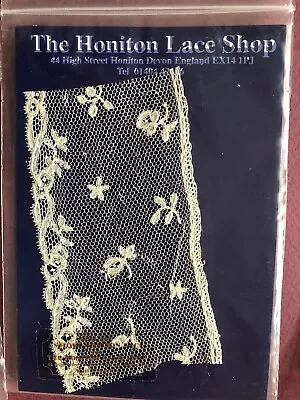 Honiton Lace Sample - Devon England C. 1800 Appliqué On Droschel Mesh COLLECTOR • £9.50