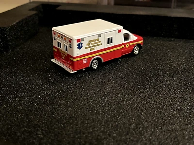 $19.99 • Buy Philadelphia Fire Dept. 2003 Corgi Ford E-350 Box Ambulance – Limited Edition