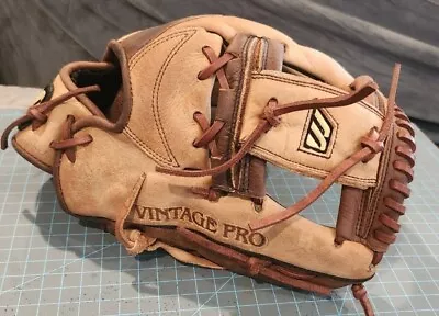 Mizuno Vintage Pro • $75