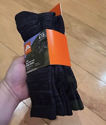 Ozark Trail Men's Merino Wool Blend Socks 3-Pack Size 6-12 • $11