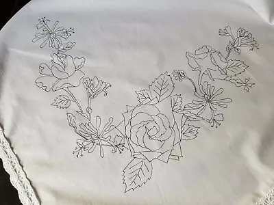 Tablecloth To Embroider With Lace Edge Flowers Honeysuckle & Roses Cotton CSOOO6 • £20.25