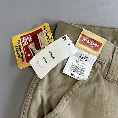 Wrangler Originals Flannel Lined Cargo Pants 70OFLGR Beige Plaid Men's 36x30 • $19.99