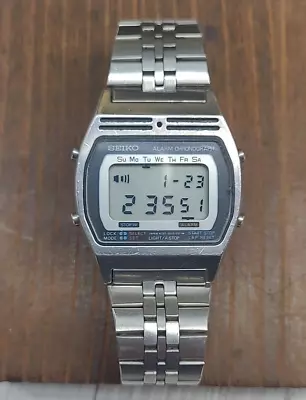 Vintage Seiko Digital Watch Men Silver Tone A257-5010  Clasp Band New Battery • $69.99