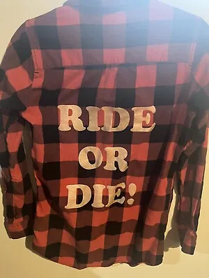 Burton X Married To The Mob Women’s Flannel Button Down Size Small Red  • $17.50