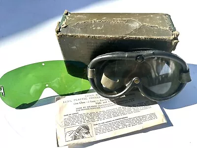 Vintage M 1944 Military Goggles 17-G-77 World War II Tank Motorcycle Gear Plane • $99.99