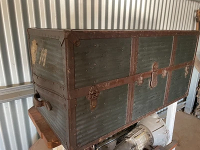 $750 • Buy Huge Antique Trunk , Home Decor Vintage Rustic Collectables 