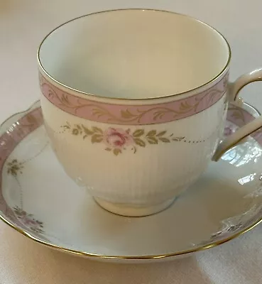 Vintage Kaiser Romantica Bellevue Pink Roses Gold Detail Tea Cup Saucer Germany • $20