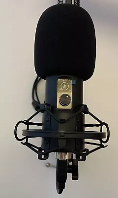 £30 • Buy Maono Confenser Microphone & Boom Arm 