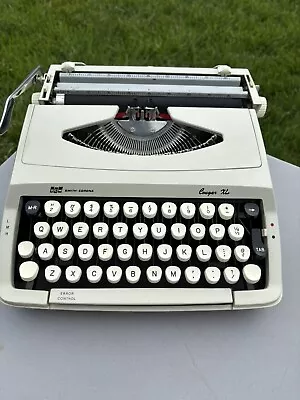 Vintage Smith Corona Cougar XL Portable Manual Typewriter With Case NICE • $45