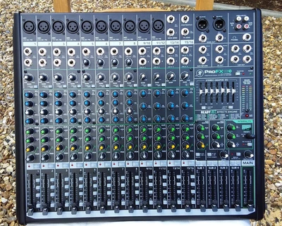 £250 • Buy Mackie Pro Fx16 V2