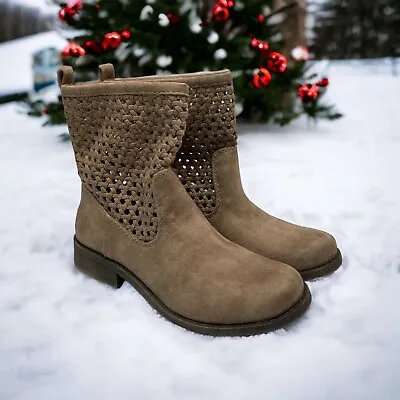 Mudd Women’s 7.5 Brown Suede Lattis Style Boots • $32.47