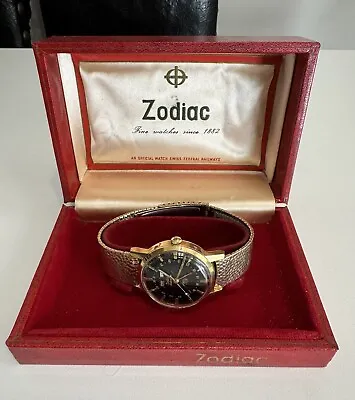 Vintage Zodiac Triple Calendar Moon Phase Automatic Men's Watch W/Box 34mm Case • $999.99