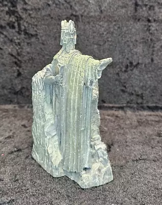 The Lord Of The Rings 2002 The Argonath Statue Bookend 6  Mary Maclachlan • $4.99
