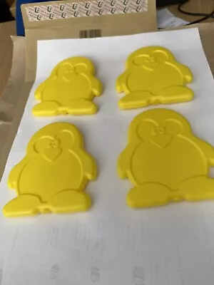 Set Of 4 Yellow Ice Packs For Kids Lunch Boxes Penguin Shape Freezer Blocks. • £5