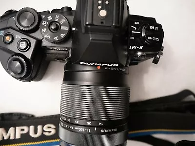 Olympus E-M1 Mark I With 14-150mm Lens 12760 Shutter Count With Bag & SD Card • $695