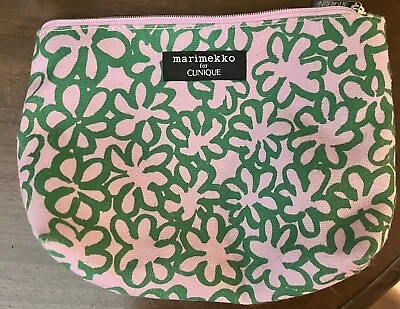 MARIMEKKO ￼For Clinique Pink Green ￼zippered Makeup/Cosmetic Bag Flowers EUC • $5.58