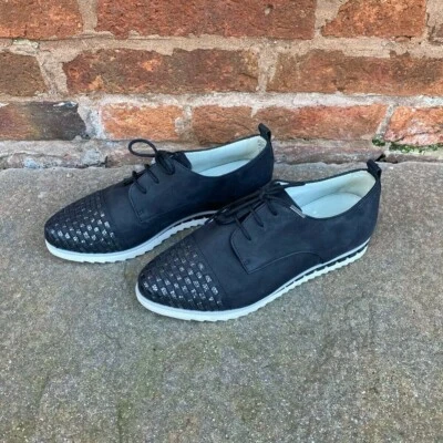 £20 • Buy Be Natural | Oxford Loafers | Blue Leather | Lace Up Shoes | Size 4