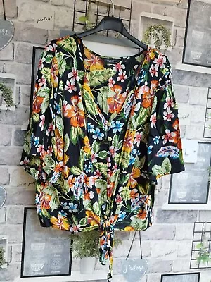 Ladies Floral Dorothy Perkins Blouse Size 14 • £0.99