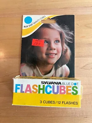 $11.99 • Buy Vintage GTE Sylvania Blue Dot Flash Cubes 3 Cubes/12 Flashes NOS