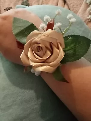 Corsage Bracelet Ideal For Weddings Prom Special Occasions • £3.49