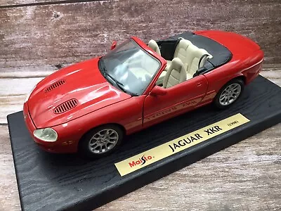 Maisto 1/18 1998 Jaguar XKR Convertible - Red - Diecast Model • £24.99