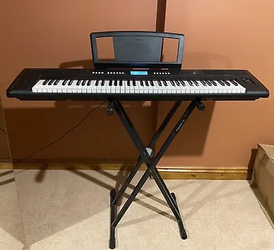 Yamaha Piaggero NP-V80 Digital Portable Piano Keyboard Black 76 Keys With Stand • £160