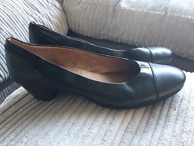 Caprice Shoes Size 7.5 Walking On Air Leather • £9.99