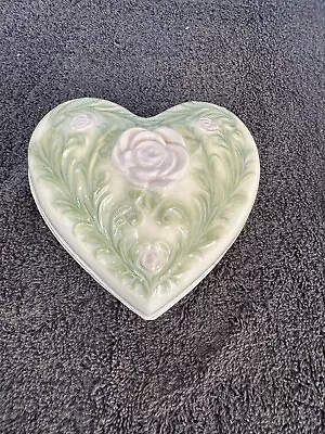 Vintage Rose White Porcelain Heart Shaped Jewellery Box • $10.50