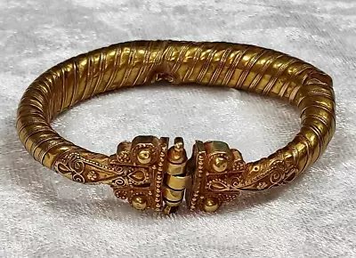 AMAZING MUSEUM ANCIENT SELJUK HINGED SOLID GOLD BRACELET FROM 12th CENTURY !!! • $6500