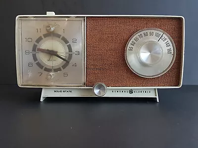 Vintage General Electric Clock Radio Model C1470-B Bell White *Working* • $29.99