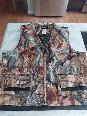 Outfitters Ridge Camo Hunting Vest (Size XL) • $10