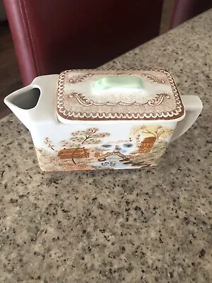 Vintage Oriental Garden Teapot Gaudy Blue Willow Japan • $11.99