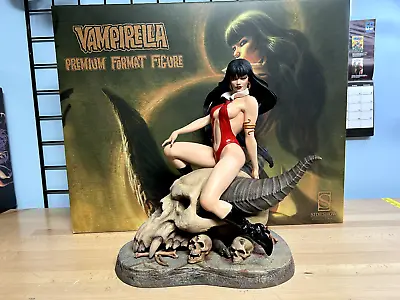 Sideshow Vampirella Premium Format Statue 18B • $449.99