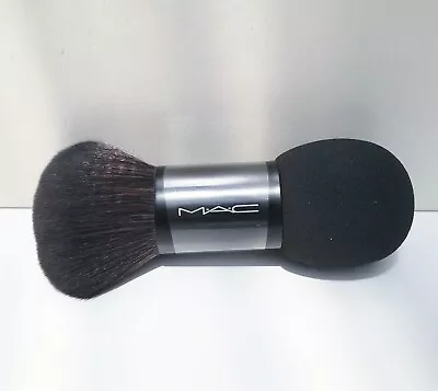 £28.83 • Buy 1x MAC Dual-ended Foundation / Sponge Brush, Full Size, Brand New!