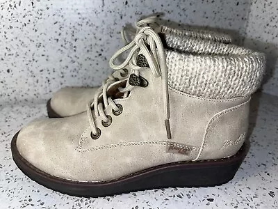 Blowfish MALIBU Boots Women's Comet Beige/Knit Tops Wedge Size 7 Lace-Up • $30