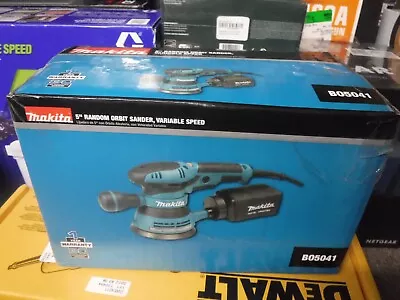 *NEW* Makita 5  Corded Variable Speed Random Orbital Sander B05041 • $74.95