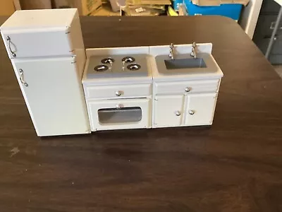 Concord Miniatures 1:1 Scale Dollhouse Furniture • $8.50