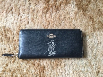 £20 • Buy Coach X Minnie Mouse Purse