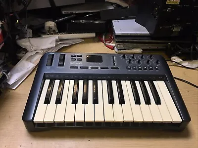 M-Audio Oxygen25 - Keyboard Controller (3rd Gen) - No Power -￼ Spares Or Repairs • £19.99